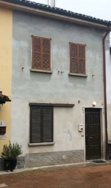 casa indipendente in vendita a Carbonara al Ticino
