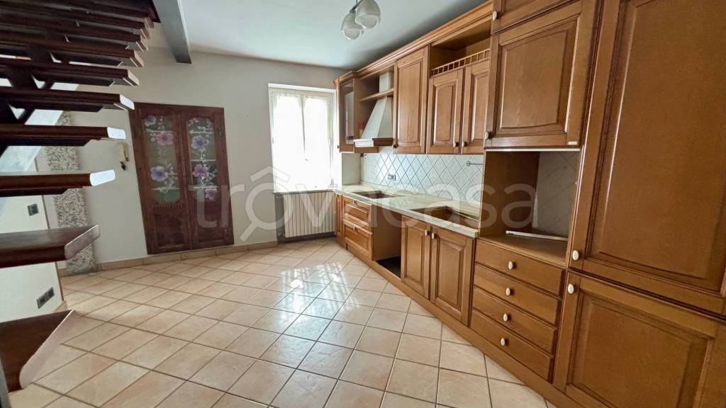 casa indipendente in vendita a Carbonara al Ticino