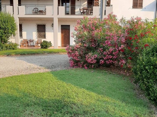 casa indipendente in vendita a Casanova Lonati