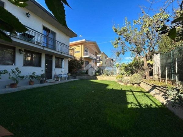 casa indipendente in vendita a La Loggia
