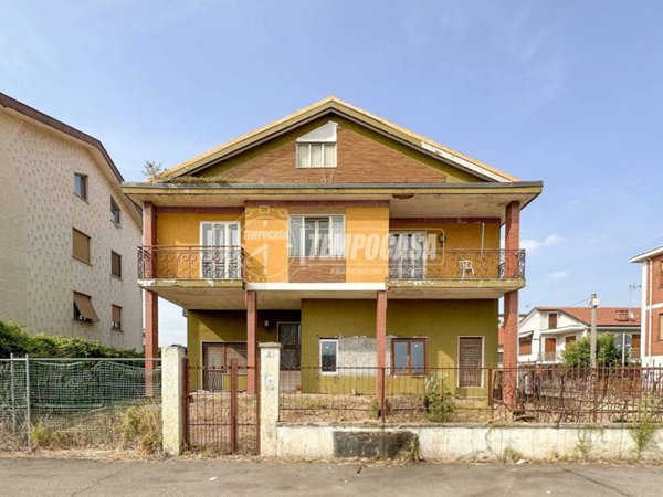 casa indipendente in vendita a La Loggia