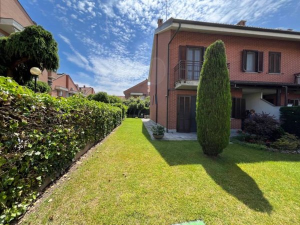 casa indipendente in vendita a La Loggia