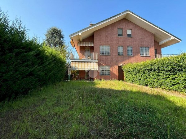 casa indipendente in vendita a La Loggia