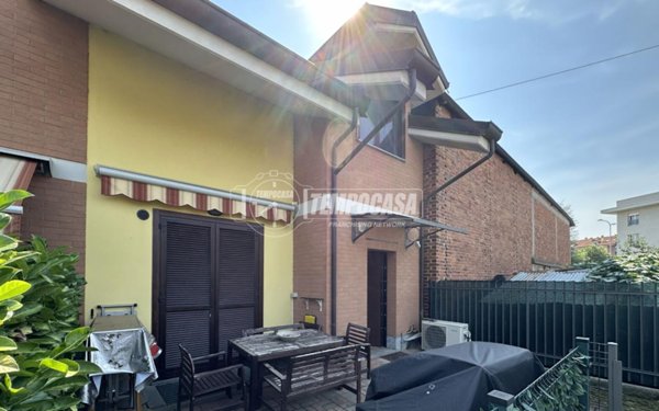 casa indipendente in vendita a La Loggia