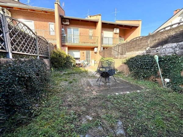 casa indipendente in vendita a La Loggia