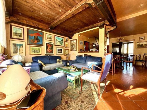 casa indipendente in vendita a La Loggia