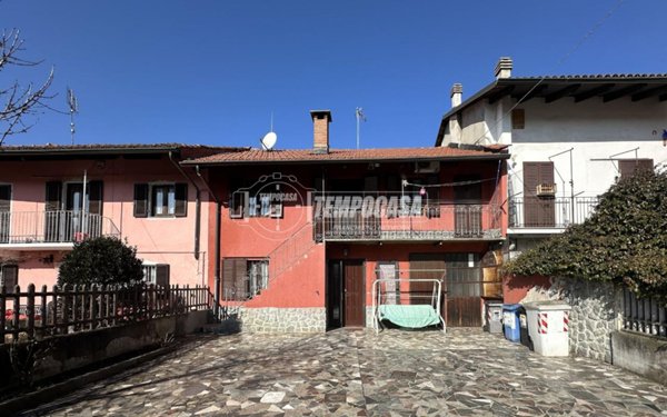 casa indipendente in vendita a La Loggia