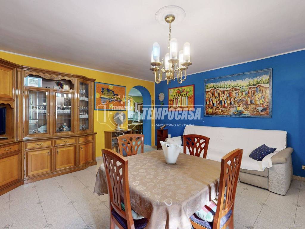 casa indipendente in vendita a La Loggia