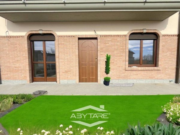 casa indipendente in vendita a La Loggia