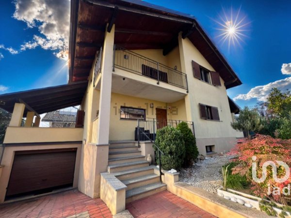 casa indipendente in vendita a La Loggia