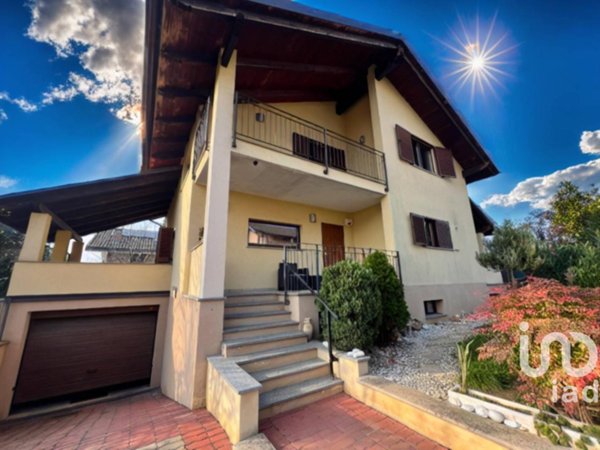 casa indipendente in vendita a La Loggia