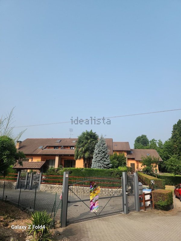 casa indipendente in vendita a La Loggia