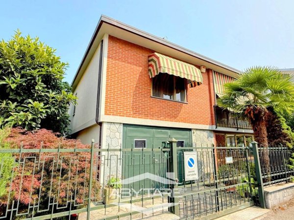 casa indipendente in vendita a La Loggia