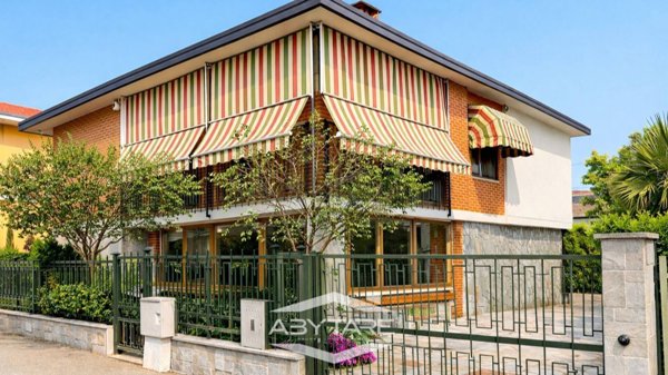 casa indipendente in vendita a La Loggia