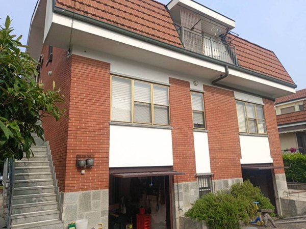 casa indipendente in vendita a La Loggia