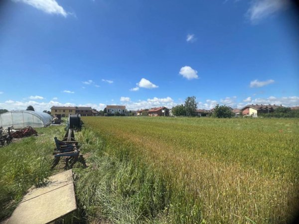 terreno agricolo in vendita a La Loggia