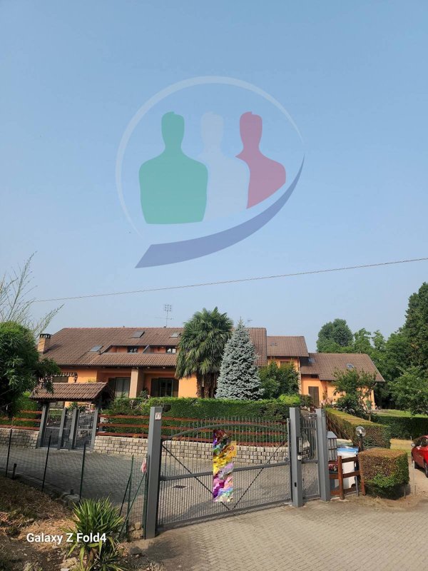 casa indipendente in vendita a La Loggia