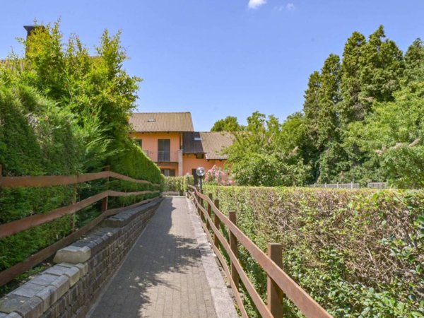 casa indipendente in vendita a La Loggia