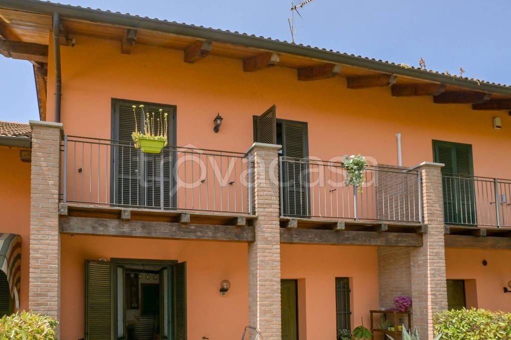 casa indipendente in vendita a La Loggia