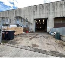 capannone in vendita a La Loggia