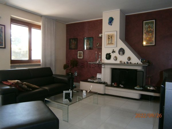 casa indipendente in vendita a La Loggia