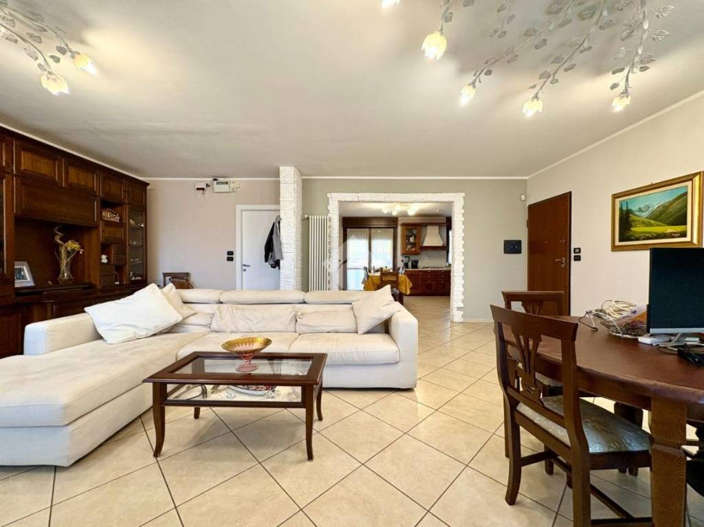 appartamento in vendita a La Loggia