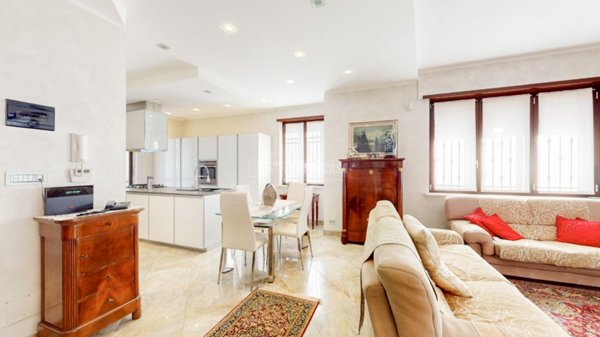 casa indipendente in vendita a La Loggia