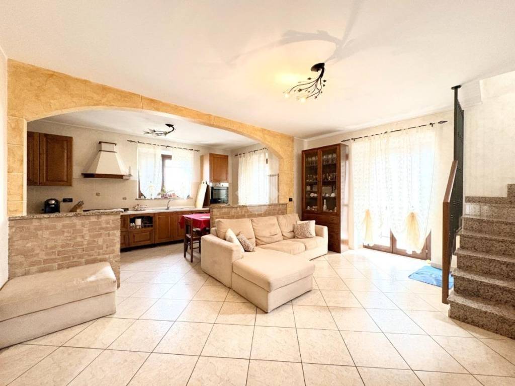 appartamento in vendita a La Loggia