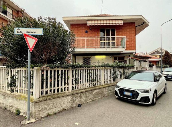 casa indipendente in vendita a La Loggia