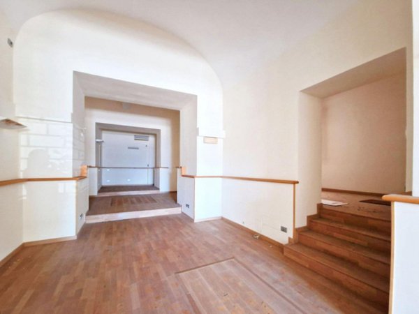 terreno edificabile in vendita a La Loggia