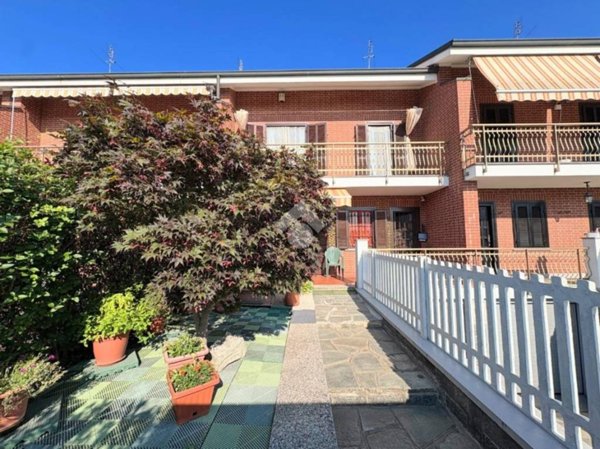 casa indipendente in vendita a La Loggia