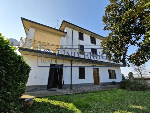 casa indipendente in vendita a Casatisma