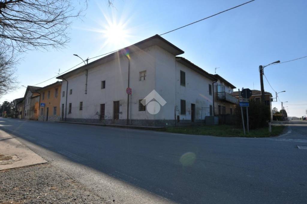 casa indipendente in vendita a Casatisma