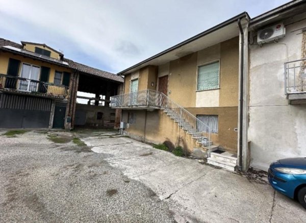 appartamento in vendita a Casatisma