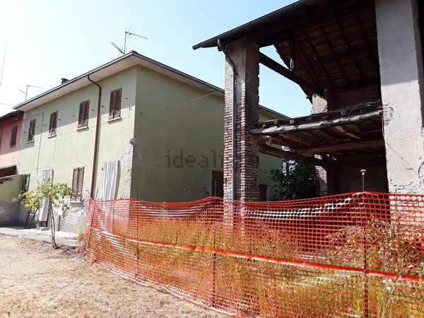 casa indipendente in vendita a Casatisma
