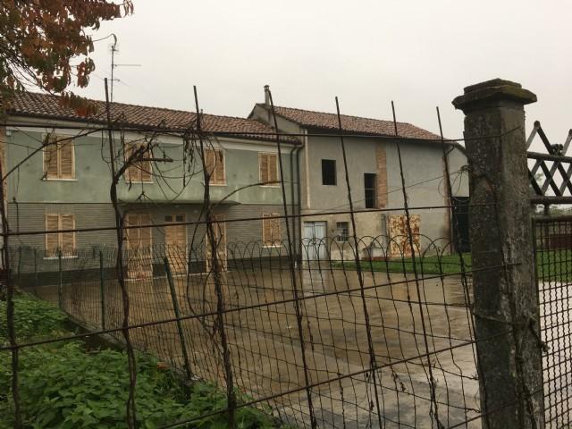 appartamento in vendita a Casei Gerola