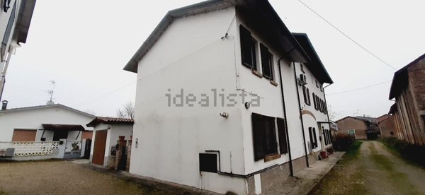 appartamento in vendita a Casei Gerola