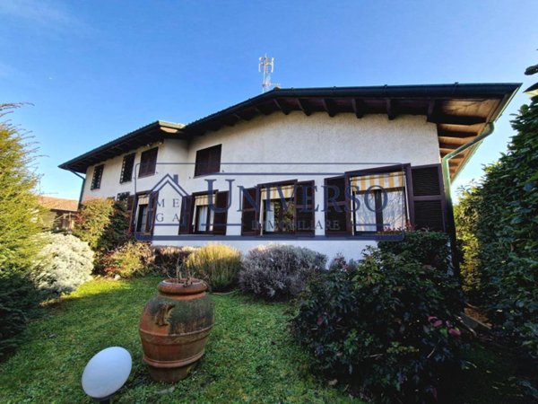 casa indipendente in vendita a Casei Gerola