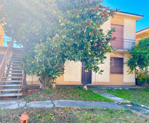 casa indipendente in vendita a Casei Gerola