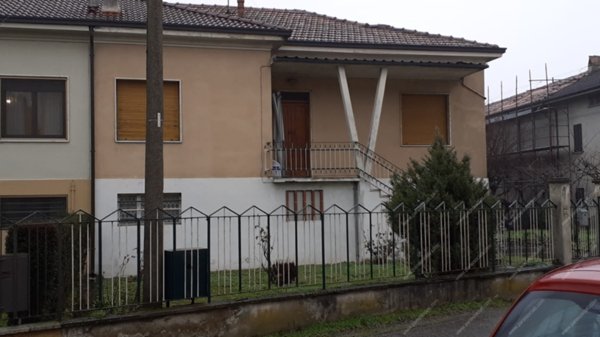 casa indipendente in vendita a Casei Gerola