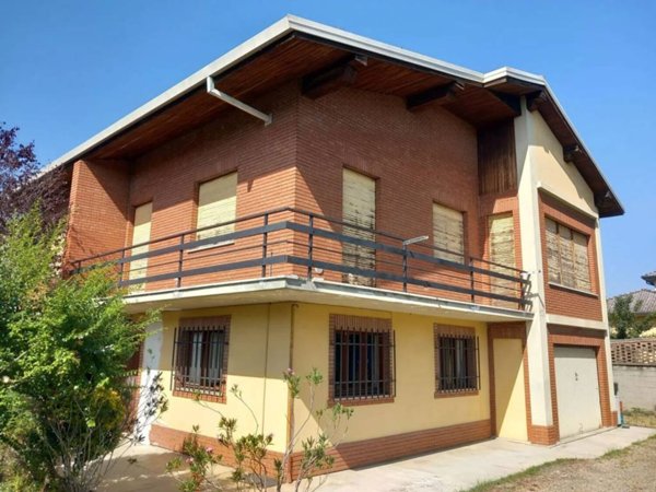 casa indipendente in vendita a Casei Gerola
