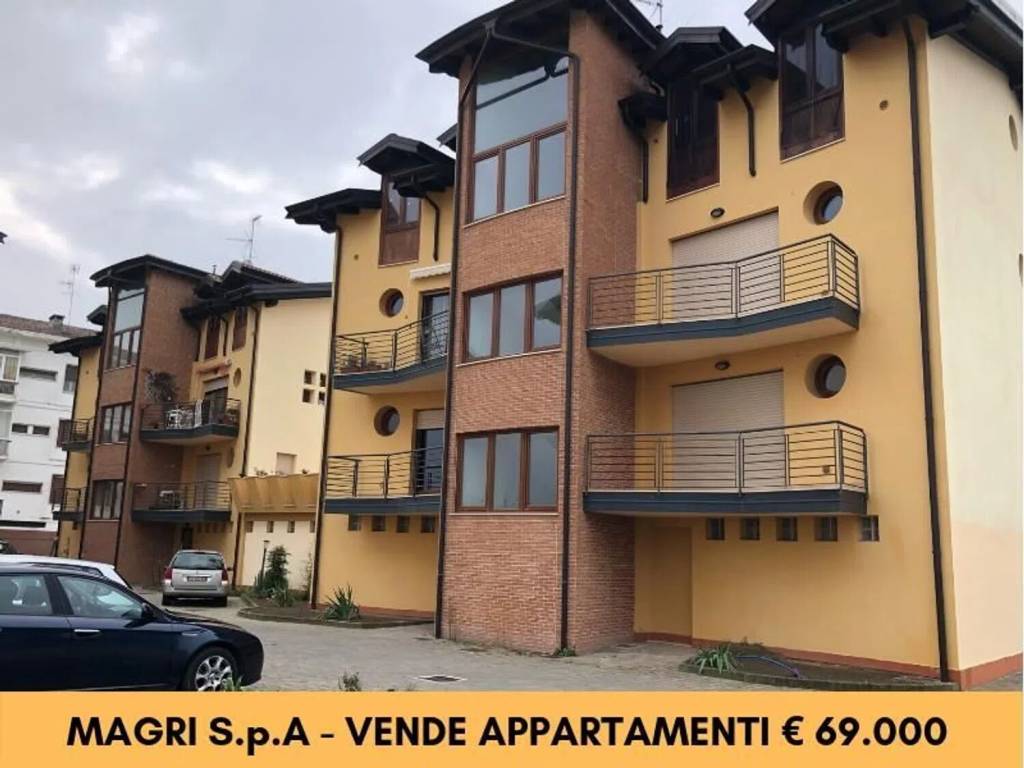 appartamento in vendita a Casei Gerola