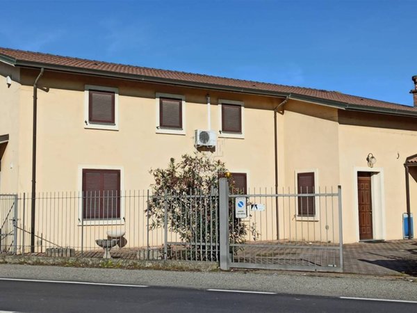 casa indipendente in vendita a Casei Gerola in zona Gerola