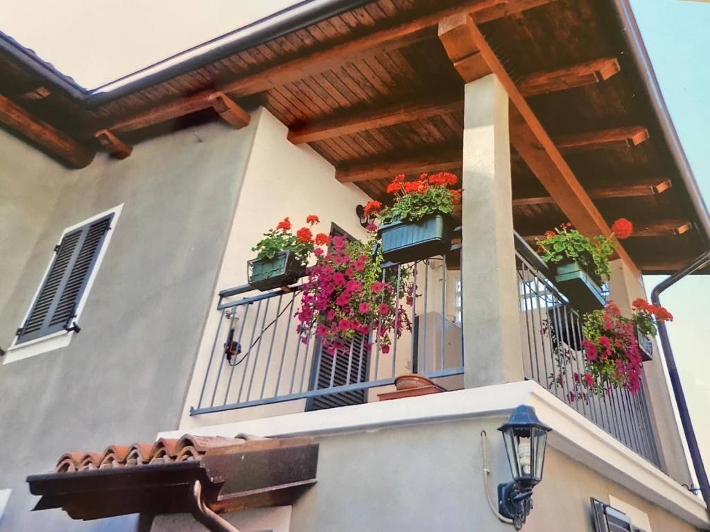 appartamento in vendita a Casei Gerola