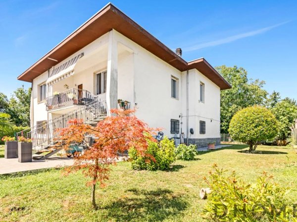 casa indipendente in vendita a Casei Gerola