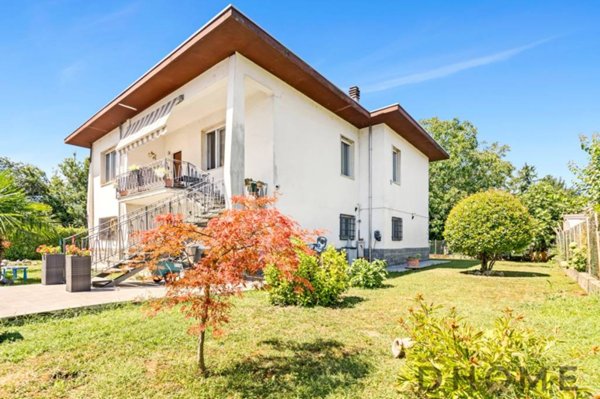 casa indipendente in vendita a Casei Gerola