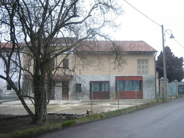 casa indipendente in vendita a Casei Gerola
