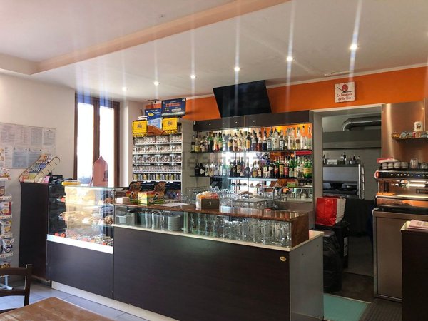 negozio in vendita a Casei Gerola