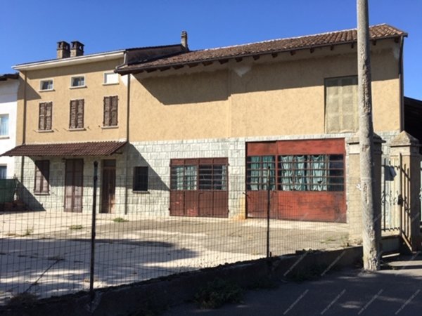 casa indipendente in vendita a Casei Gerola