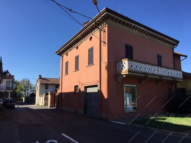 casa indipendente in vendita a Casei Gerola